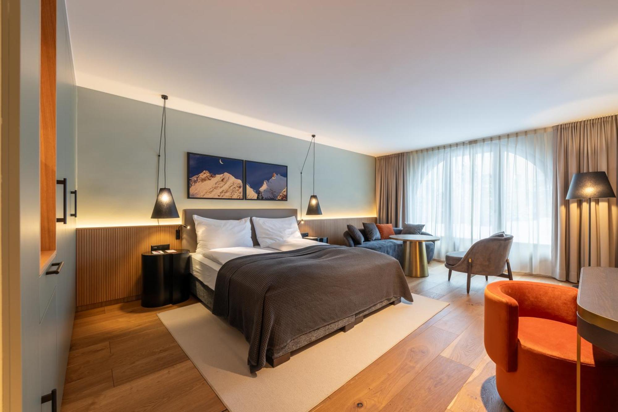 होटल Rosatsch 4*